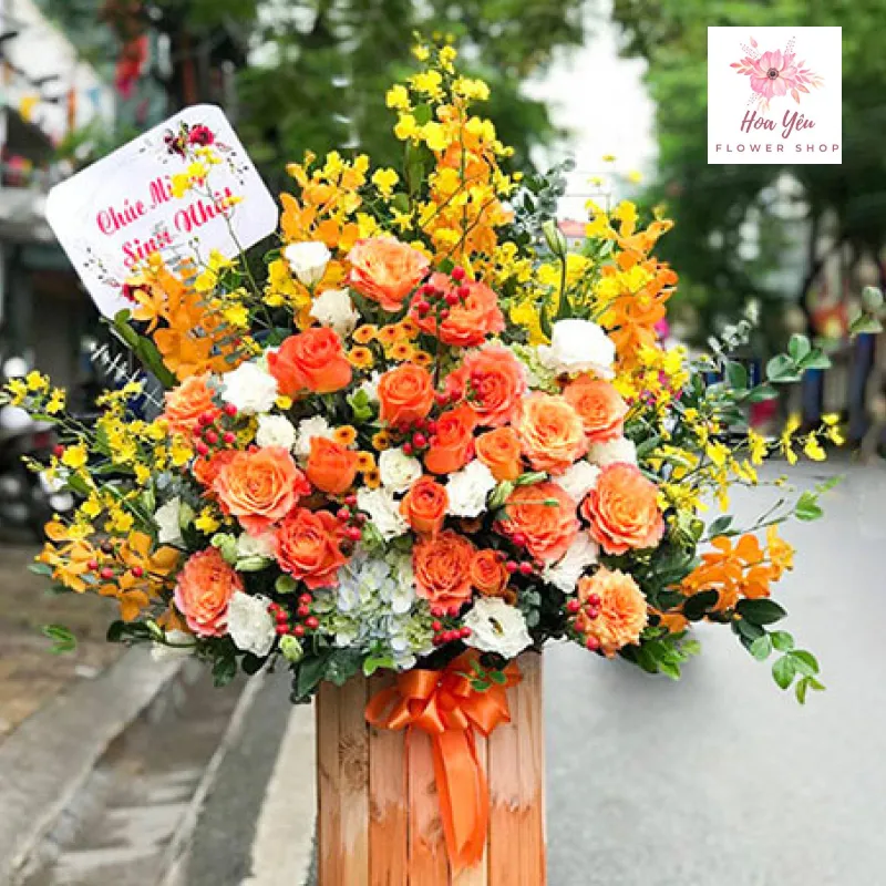 Đặt giỏ hoa tươi tại shop Hoa Yêu còn được đảm bảo tính bảo mật và an toàn