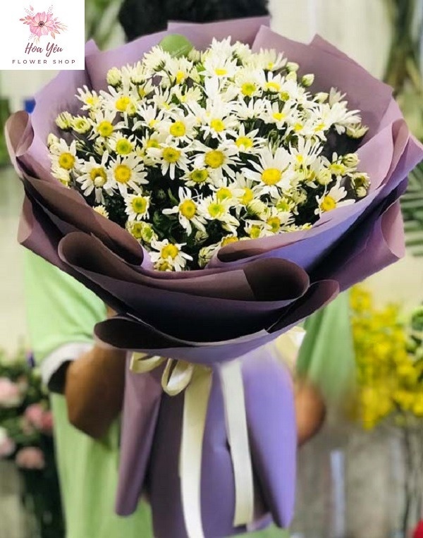 Hoa tốt nghiệp giá rẻ từ bó hoa cúc